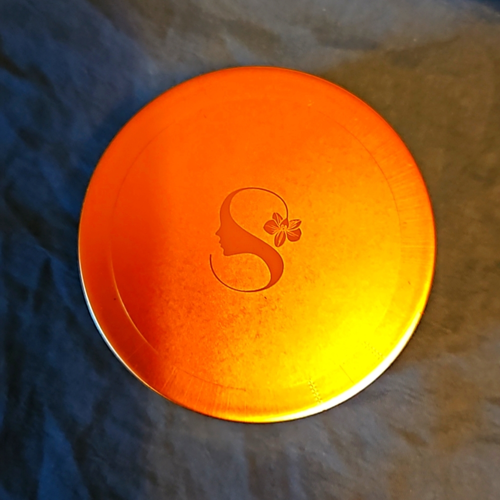 Senegence Translucent Loose Powder Medium